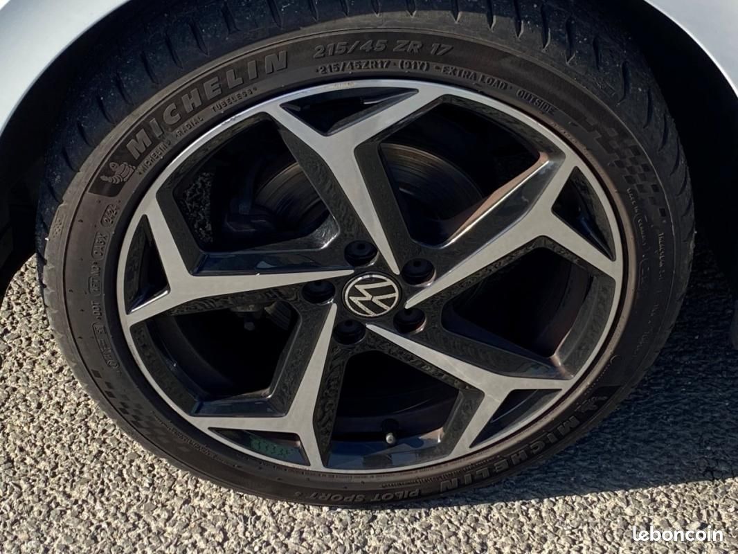 Volkswagen Polo 1.0 TSI 95 S&S BVM5 R-Line (image 27)