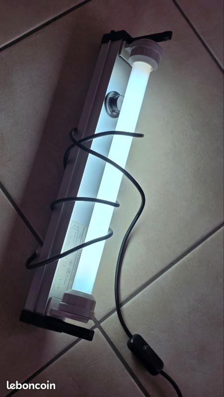 Lampe étanche tube néon pour aquarium (image 2)