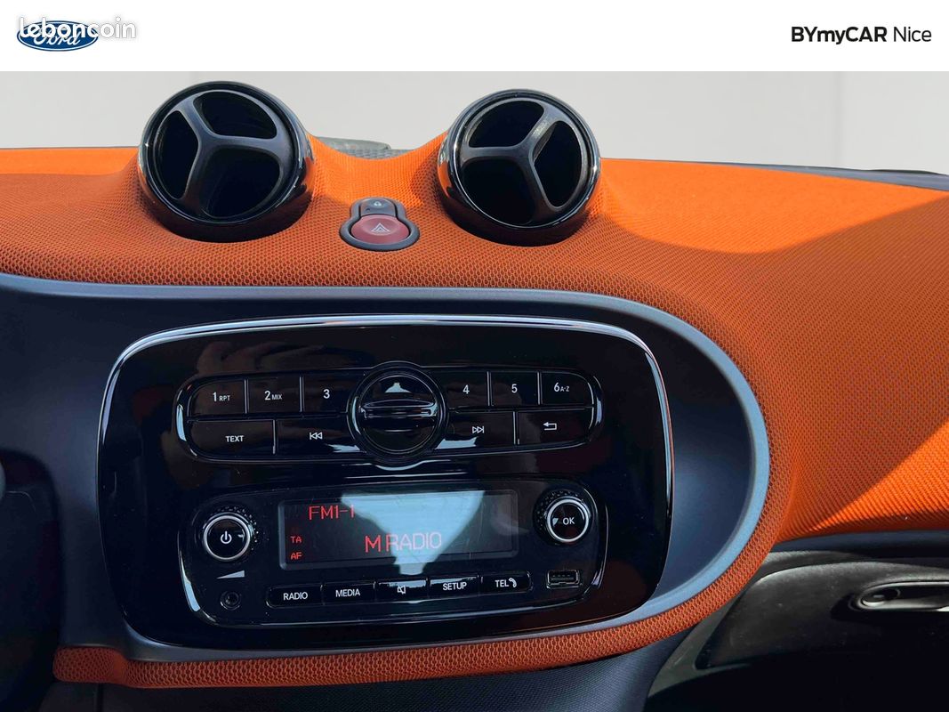 SMART Fortwo Coupé 1.0 71 ch S&S BA6 Passion (image 16)