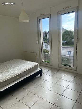 https://img.leboncoin.fr/api/v1/lbcpb1/images/9b/fc/ce/9bfccecabe389c6c8fab769077baa717e96365de.jpg?rule=ad-image