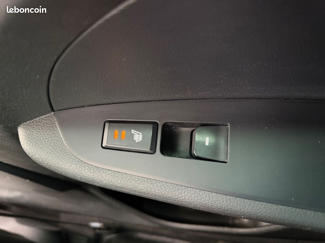 HYUNDAI TUCSON 2.0 CRDi 185 4WD BVA Executive - Toit ouvrant - Volant chauffant - Sièges chauffants AV AR - 2eme M (image 22)