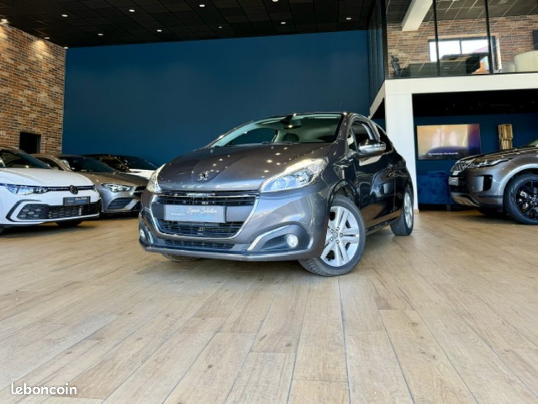 PEUGEOT 208 1.2 82ch BVM5 Style faible kilometrage (image 2)