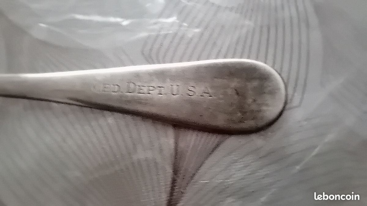 Cuillère De Pêche Ancienne Petit Docteur Série 275 - Nickelée - 5 1/8"