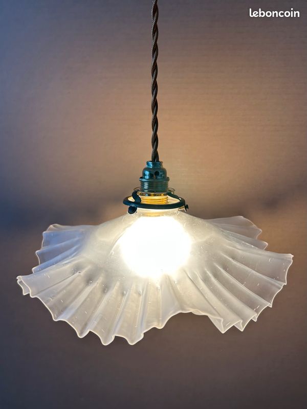Suspension en verre ancienne (image 6)