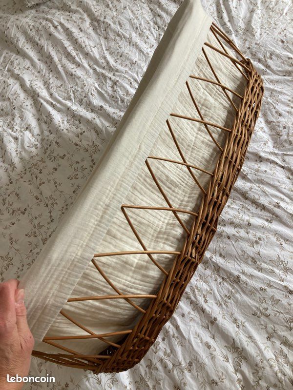 Couffin osier + matelas (image 2)