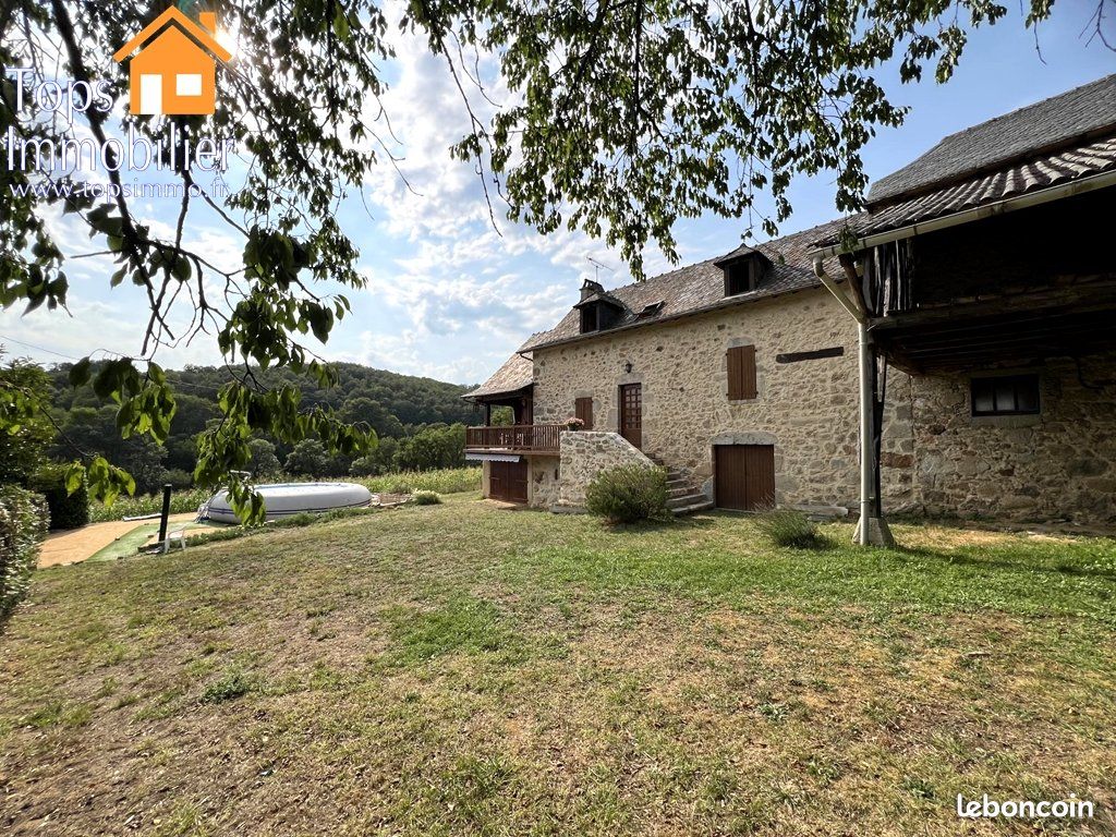 Maison 5 pièces 115 m² · à Lunac · 115 m² · 233 000 €