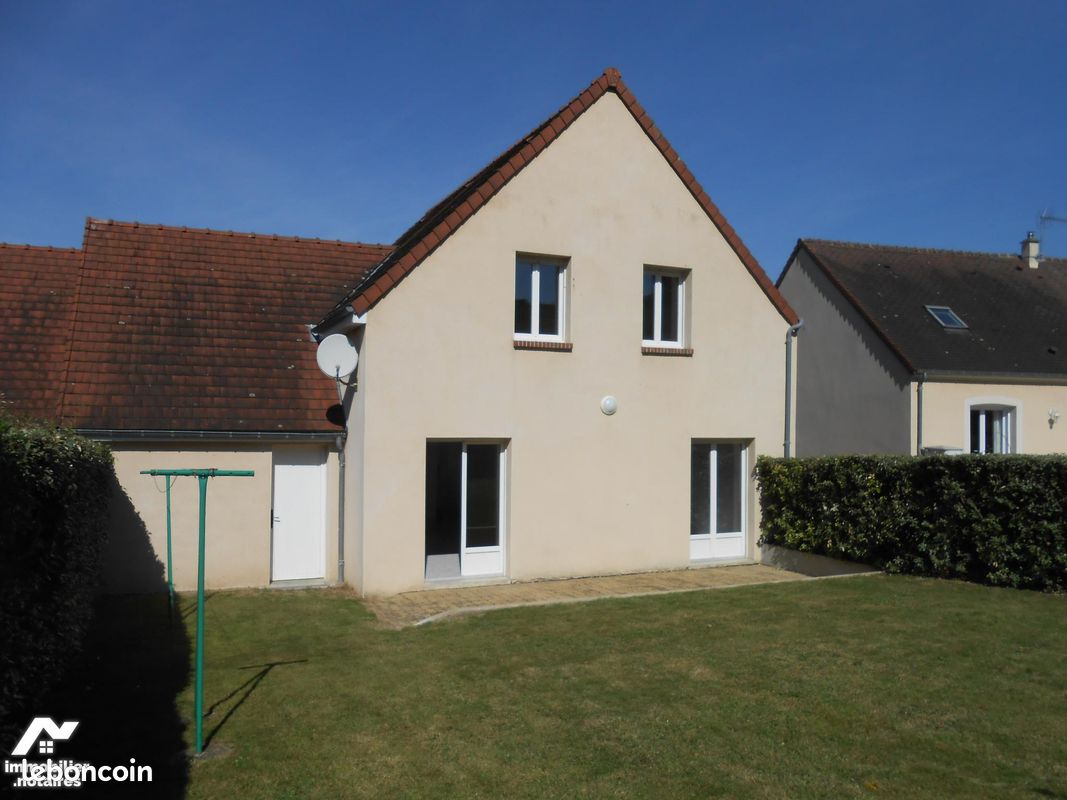 Maison 4 pièces 108 m² · à Arcisses · 108 m² · 840 €/mois