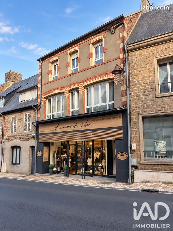 Immeuble 284 m² · à Gavray-sur-Sienne · 284 m² · 365 000 €