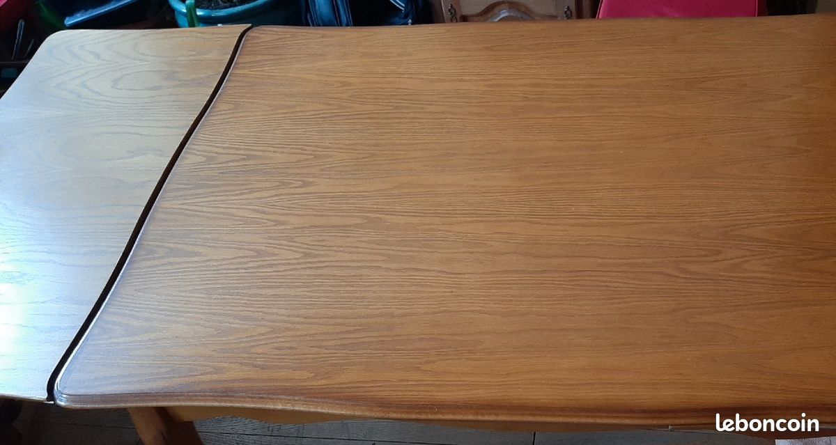 Table (image 1)