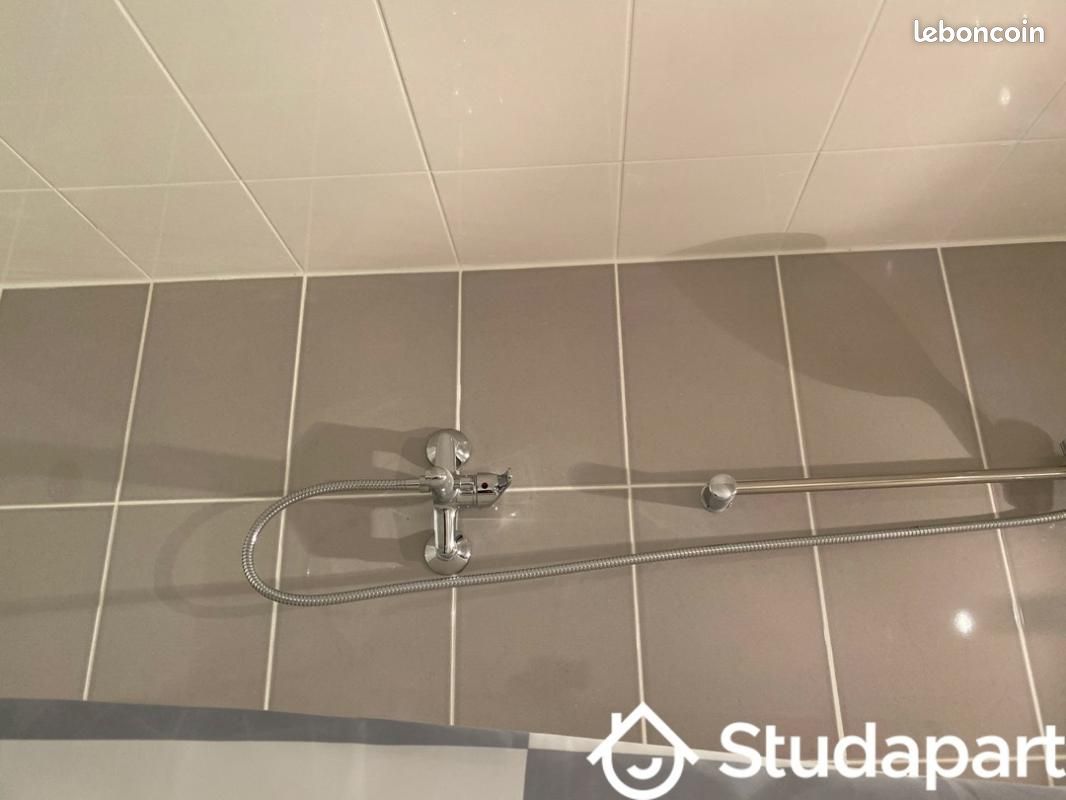 Appartement a louer grigny - 1 pièce(s) - 15 m2 - Surfyn