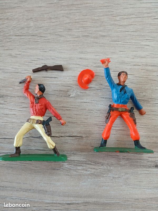 Figurine Starlux Indiens 5145 Signaux De Fumée - époque Western, 1:32, Occasion
