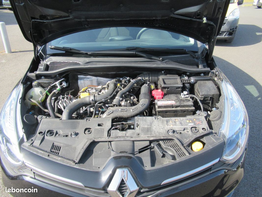 Renault CLIO IV TCE 90 CV ZEN Business ECO2 (image 27)