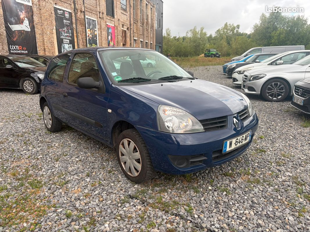 Renault Clio Campus 60ch *Distribution + vidange (image 1)
