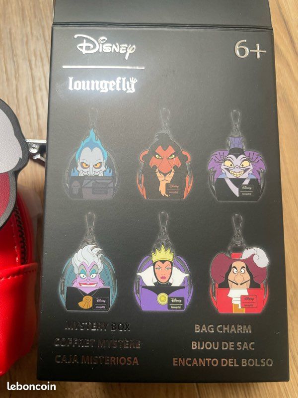 Mini Loungefly Capitaine Crochet Disney (image 2)
