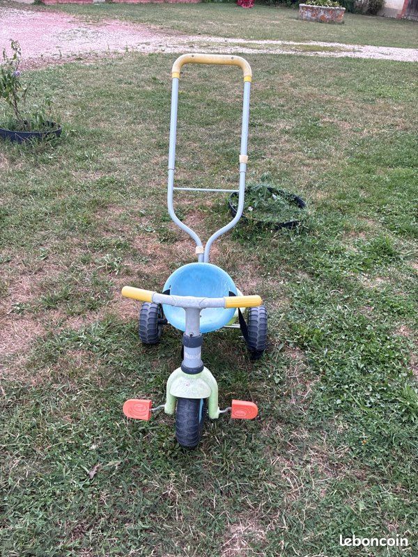 1er vélo bébé (image 2)