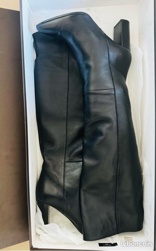 Bottes neuves taille 36 VERO MODA (image 1)