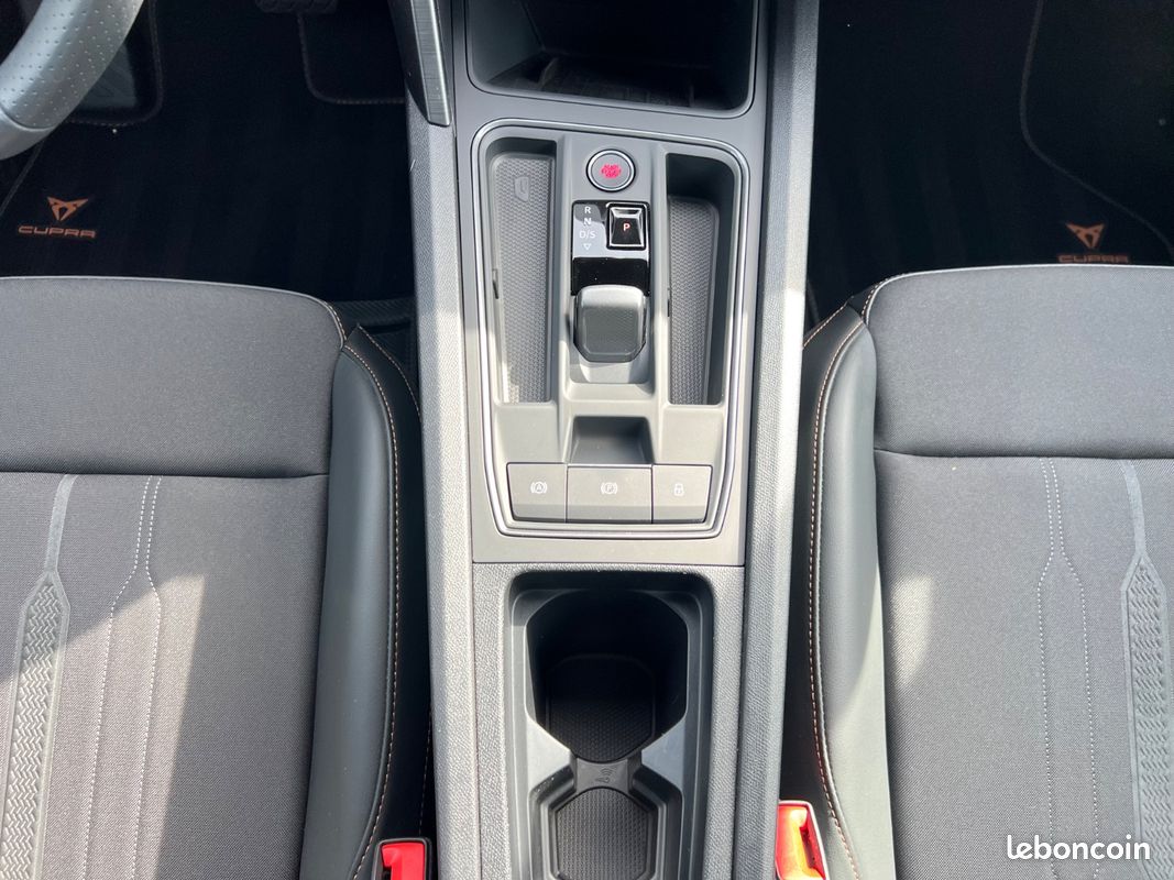 CUPRA FORMENTOR V e-HYBRID 204 Ch DSG (image 25)