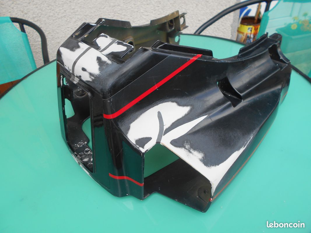 Arrière de selle de RX Kawasaki d 'origine (image 1)