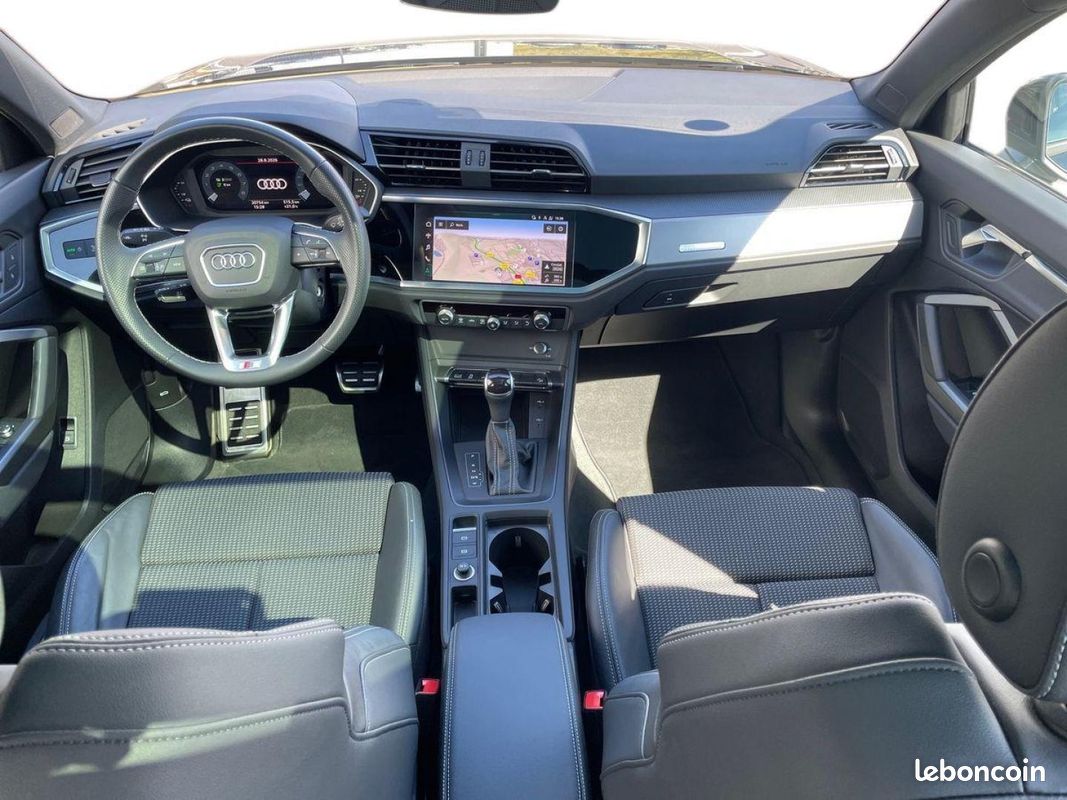 Audi Q3 45 TFSI e 245ch S line S tronic 6 (image 16)
