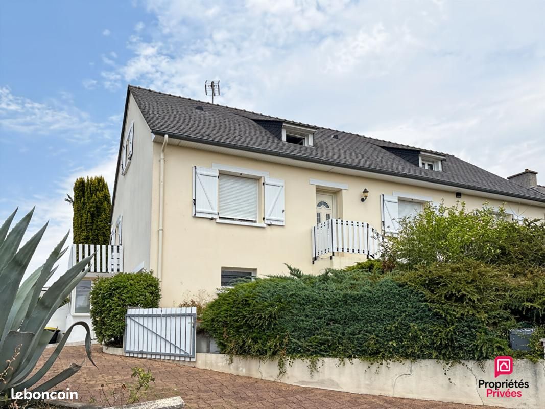 Maison 5 pièces 125 m² · à Sablé-sur-Sarthe · 125 m² · 850 €
