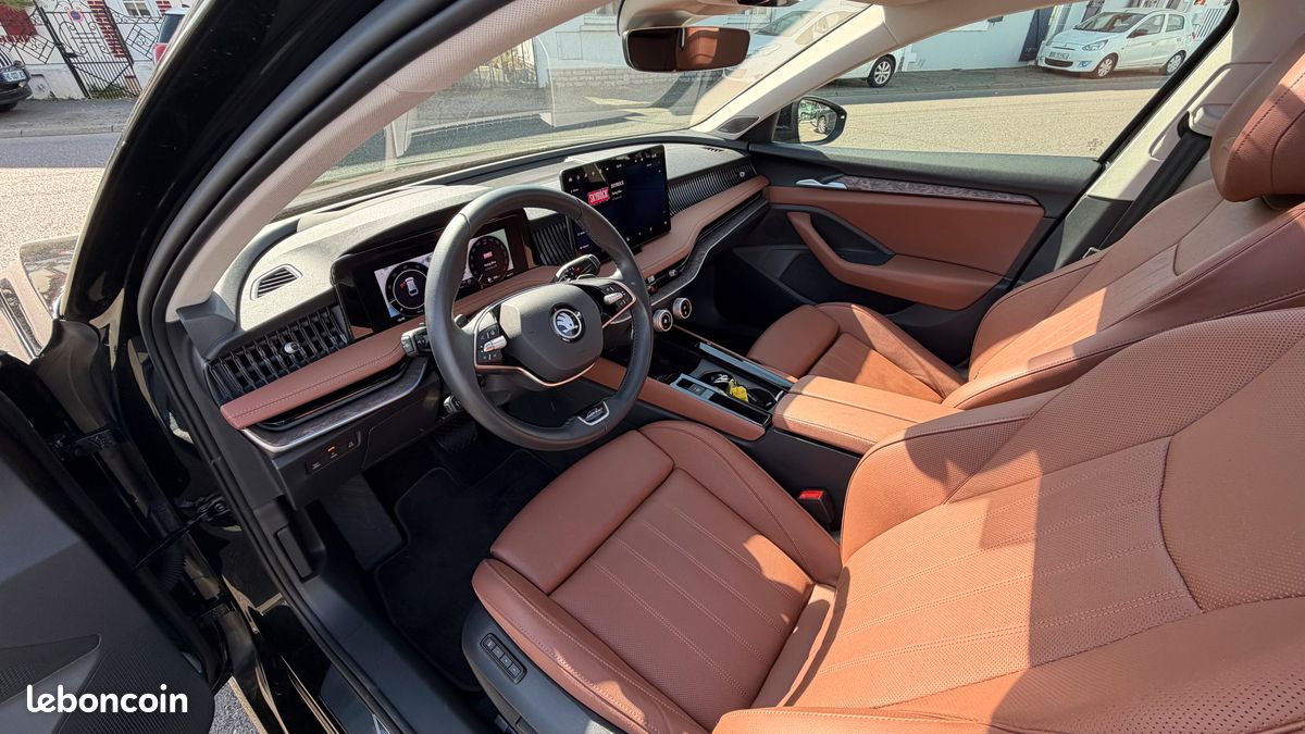 Skoda Superb Combi 1.5 TSI mHEV 150ch ACT DSG7 Laurin&Klement (image 8)