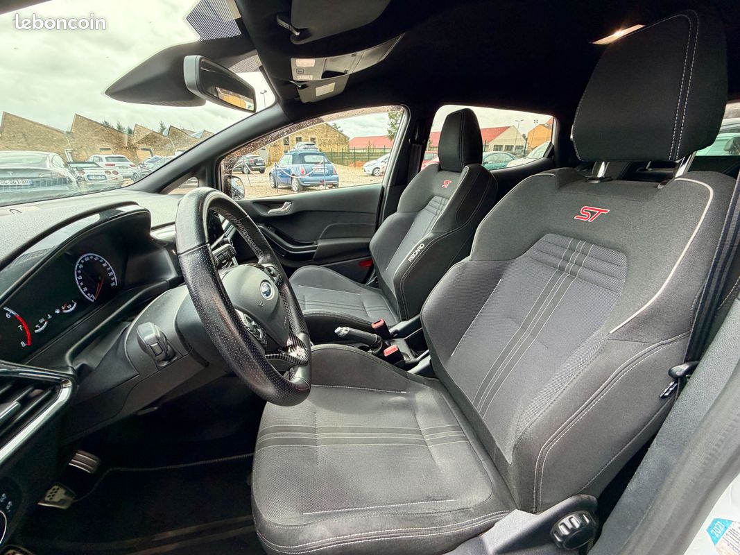 Ford Fiesta ST Mk8 1,5 L Ecoboost 200 CV / Pack performance (image 7)