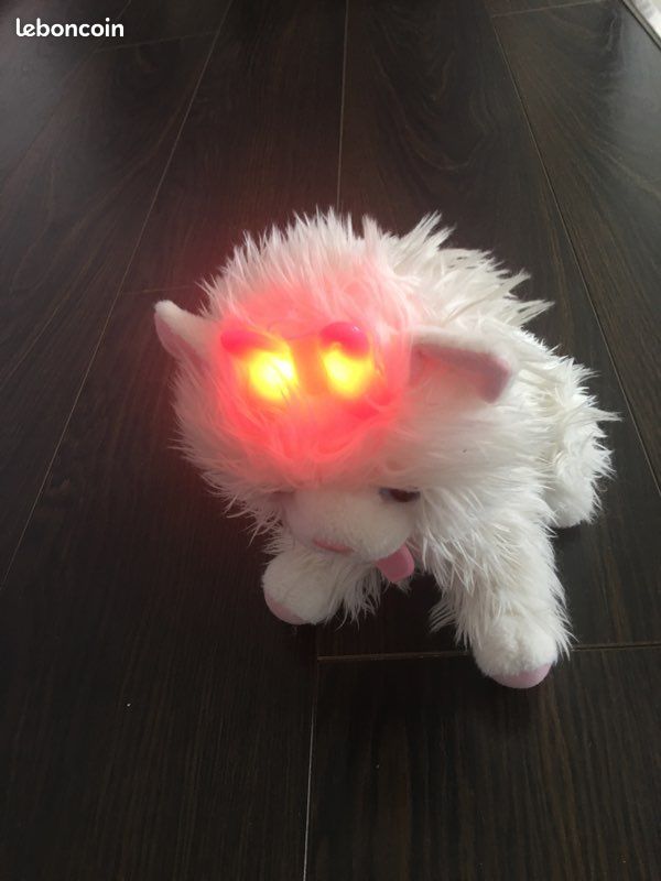 Peluche chat qui ronronne Jeux Jouets