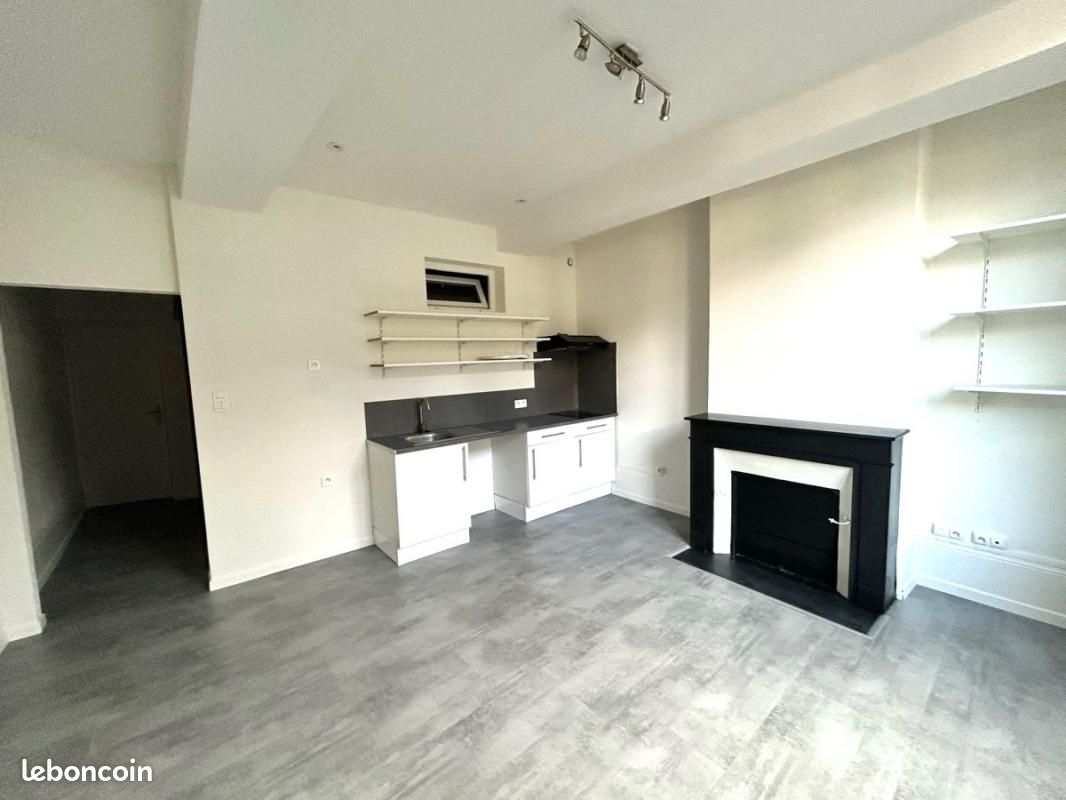 Appartement 2 pièces 34 m² · à Riom · 34 m² · 421 €
