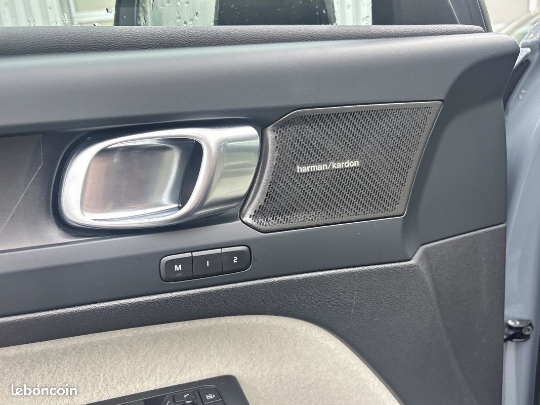 VOLVO XC40 T5 Recharge 180+82 ch DCT7 Ultimate (image 16)