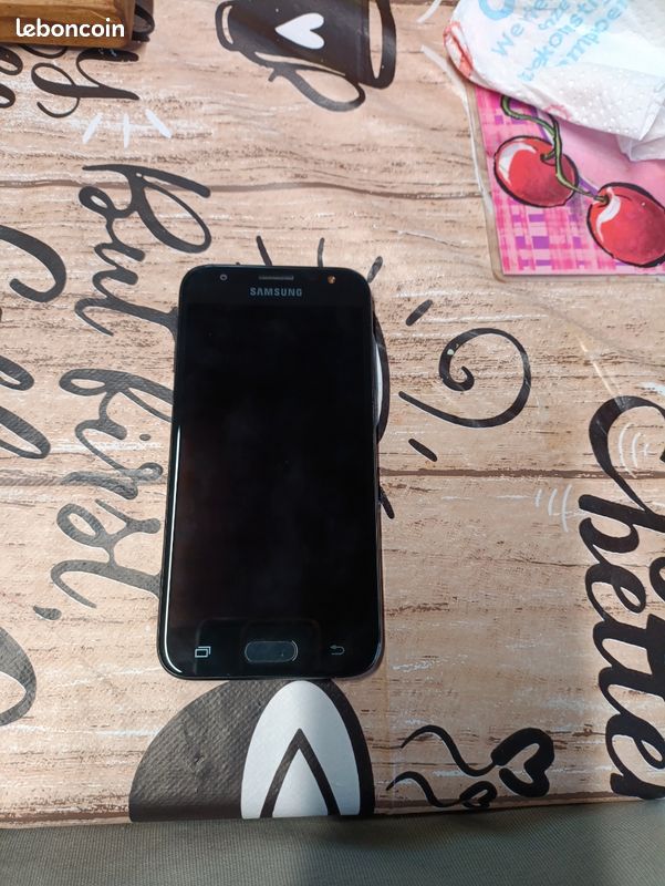 Samsung Galaxy J3 2017+ pochette+micro sd Téléphones Objets