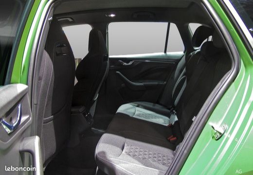 Skoda Kamiq 1.0 TSI Evo 2 116 ch DSG7 Monte Carlo (image 8)