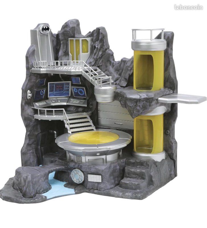 Jada - DC Comics Big Nano Scene - Batcave Batman Playset - 7 figurines incluses - (image 2)
