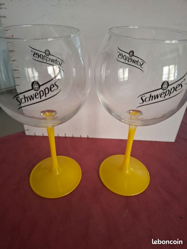 Verres à pied schweppes (image 1)