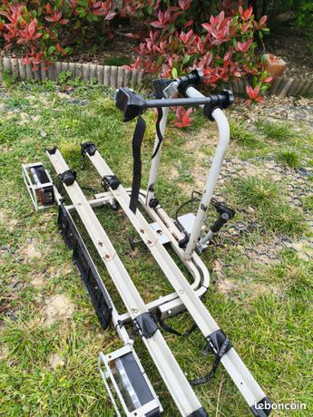 Porte-vélos attelage Eufab SD260 - 2 vélos - Feu Vert