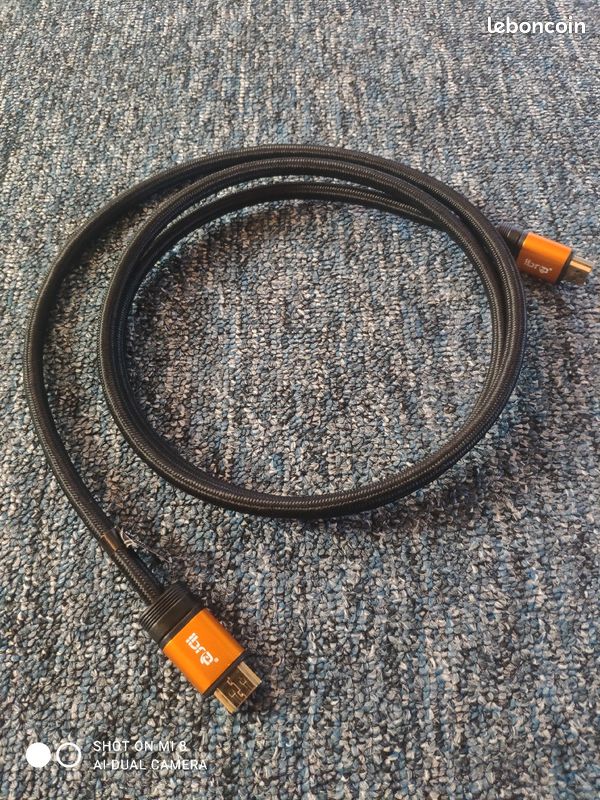 Câble HDMI (image 1)