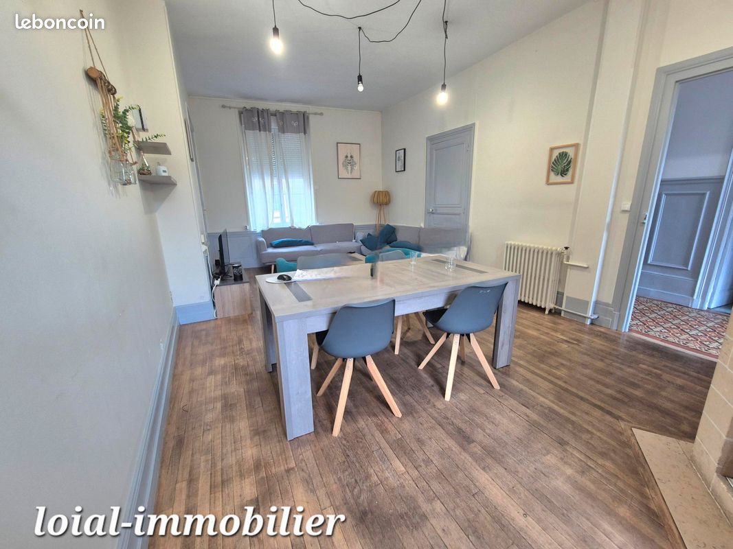 Maison 11 pièces 195 m² · à Beauvais · 195 m² · 359 000 €