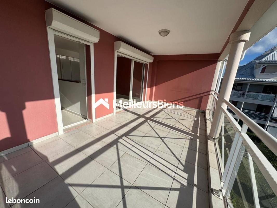 Appartement 3 pièces 74 m² · à Baie-Mahault · 74 m² · 1 311 €/mois