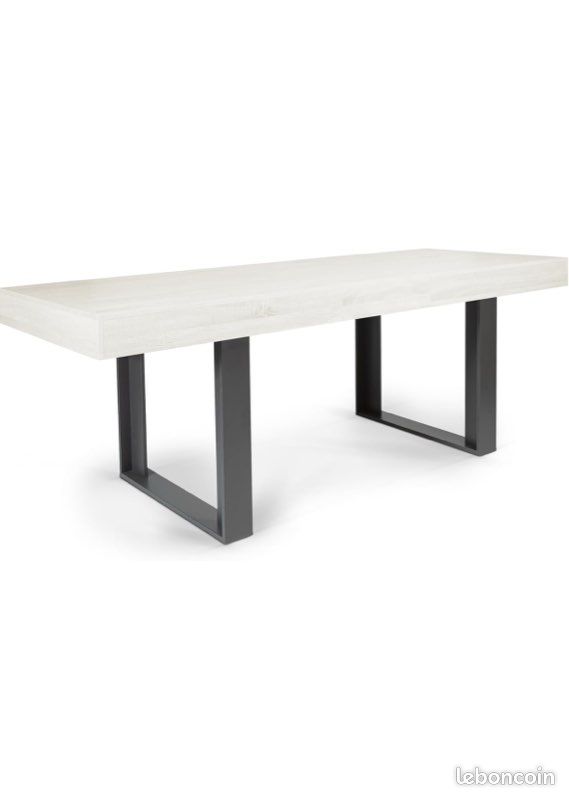 Table (image 3)