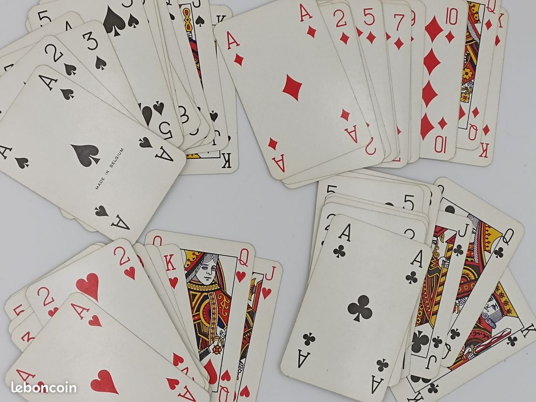 Coffret,étui,5,dés Poker D'as,vintage,occasion,jeu,fabrication