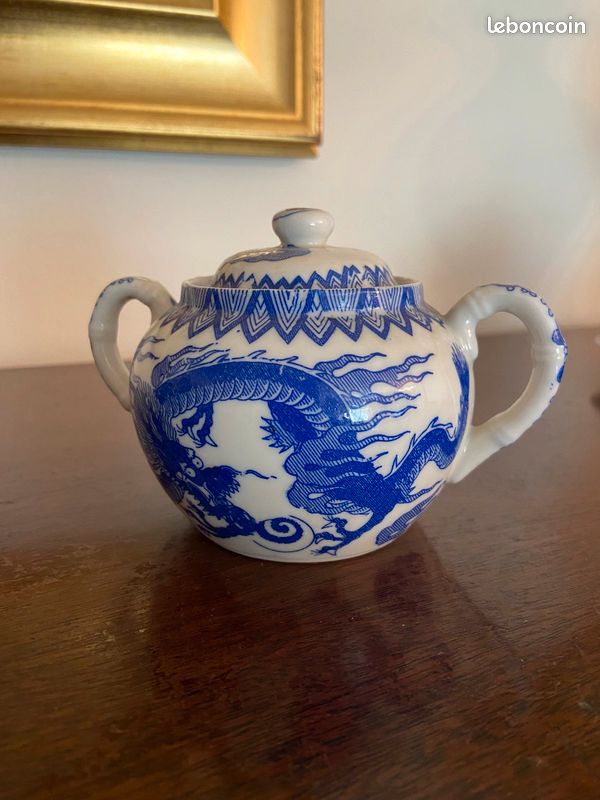 Tasse et assiette à café et sa théière (image 4)