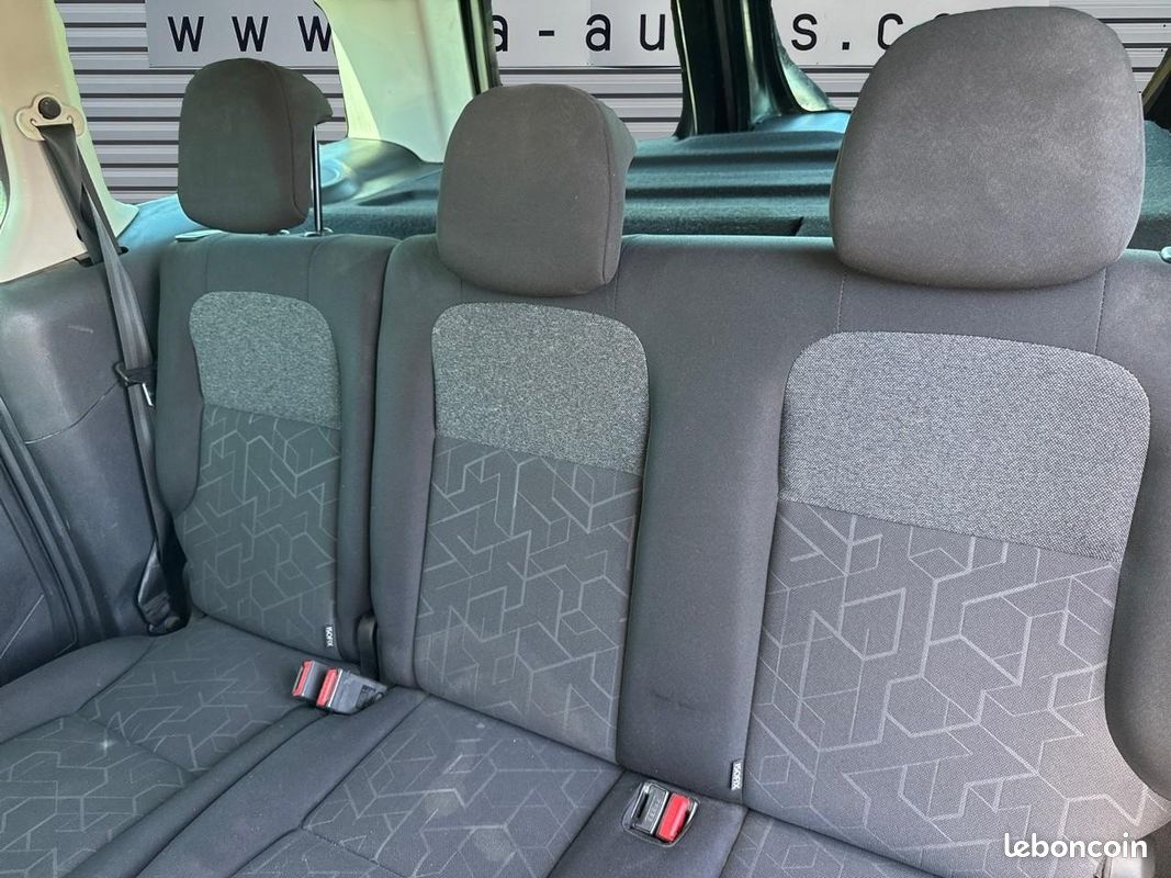 PEUGEOT PARTNER 1.6 BlueHDi 100 II TEPEE COMBI Active PHASE 3 (image 21)