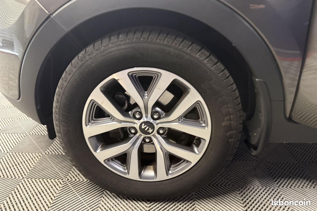 KIA SPORTAGE 1.7 CRDI 115 cv (image 18)