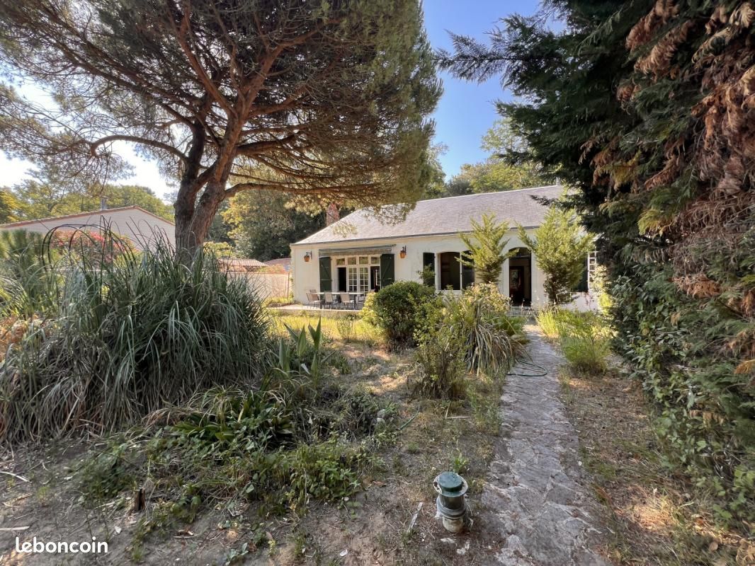 Maison 7 pièces 130 m² · à Longeville-sur-Mer · 130 m² · 367 500 €