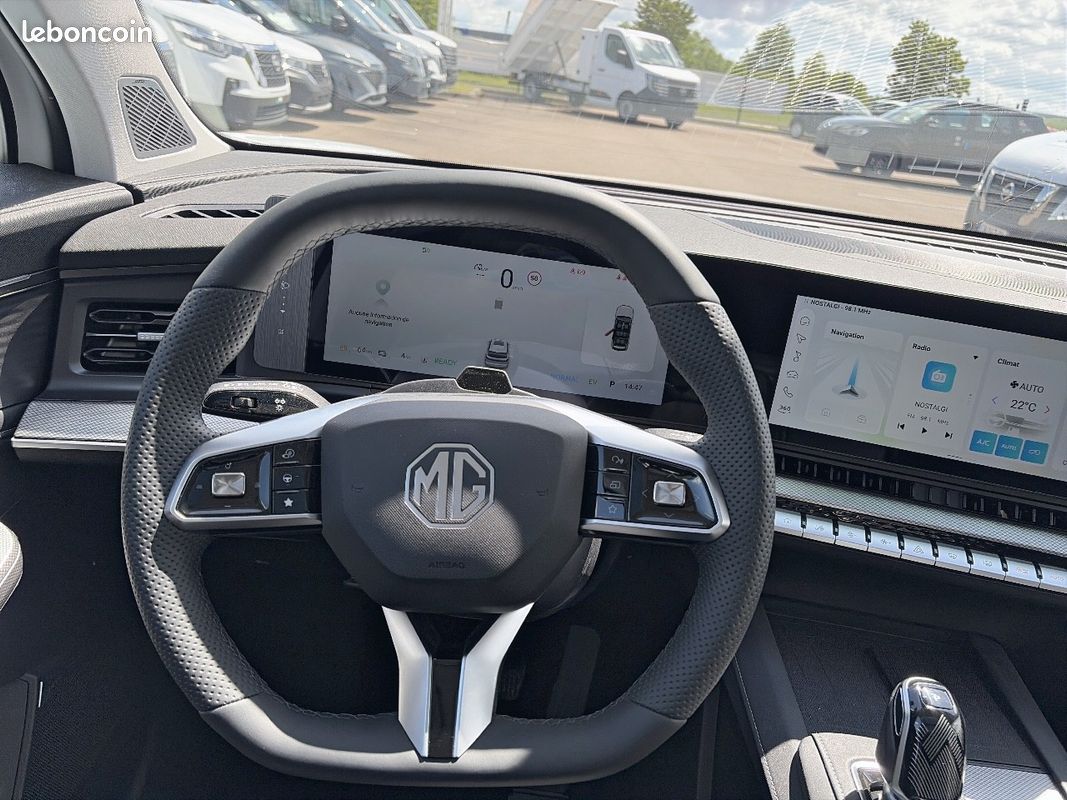 MG MGS9 PHEV Premium (image 11)
