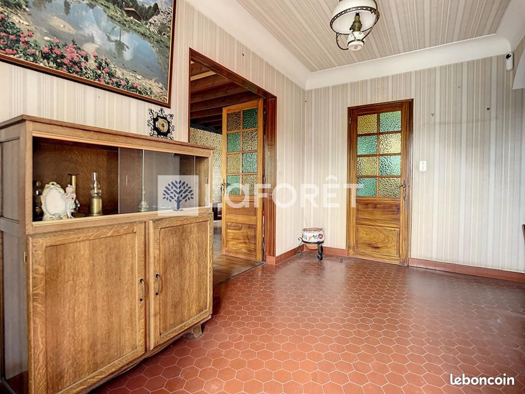 Pavillon 4 pièces 118 m² - Parthenay 79200 (image principale 5)