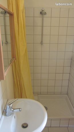 Studio en mansardes proche centre et gare — 2