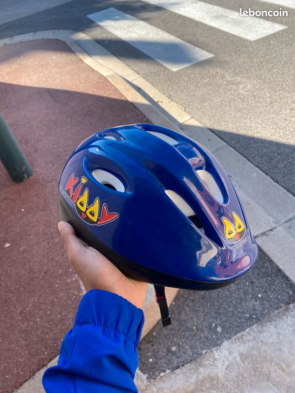Casque de vélo/trottinette/skate ect… (image 2)