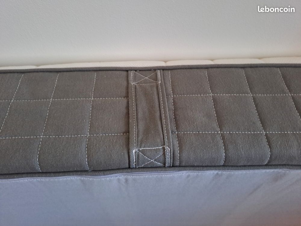 Matelas IKEA MORGEDAL 90x200 cm - très bon état (image 2)