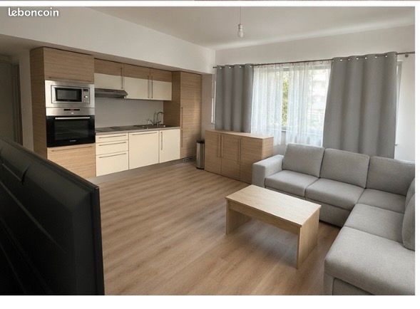 Appartement 2 pièces 45 m² · à Vallauris · 45 m² · 900 €