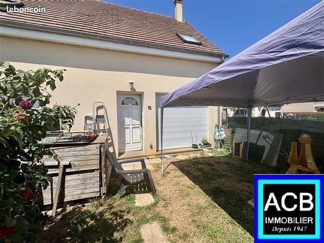 Maison 5 pièces 77 m² · à Berthecourt · 77 m² · 850 €